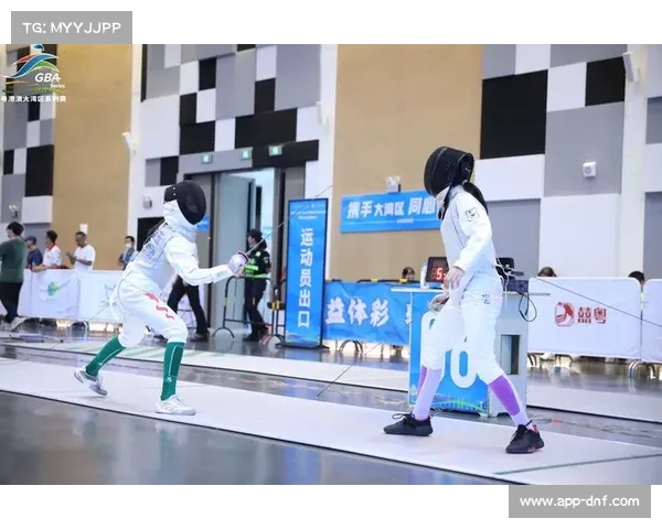 晋江运动员崔峻浩带领U16男子花剑团体荣获第三名 展现出色剑术才华 晋江运动员崔峻浩带领U16男子花剑团体荣获第三名 展现出色剑术才华