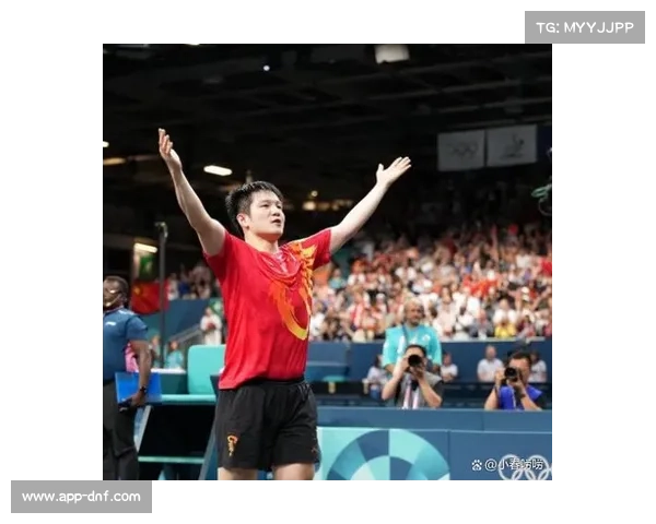 球员个性化庆祝动作,展现羽毛球运动趣味性 球员个性化庆祝动作,展现羽毛球运动趣味性